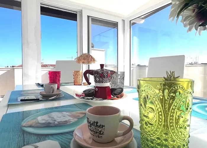 Roma Airport Sky Apartment *